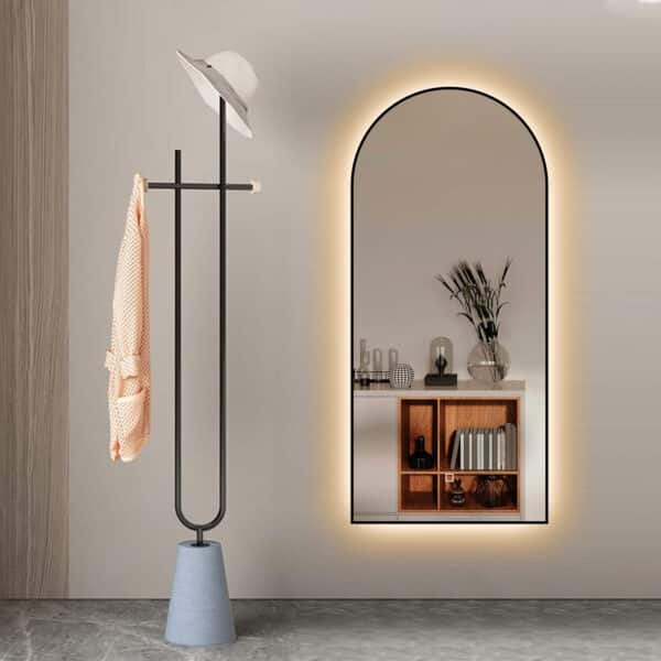 Badkamerspiegel Marrakech 45x100, met zwarte lijst detail 1.0