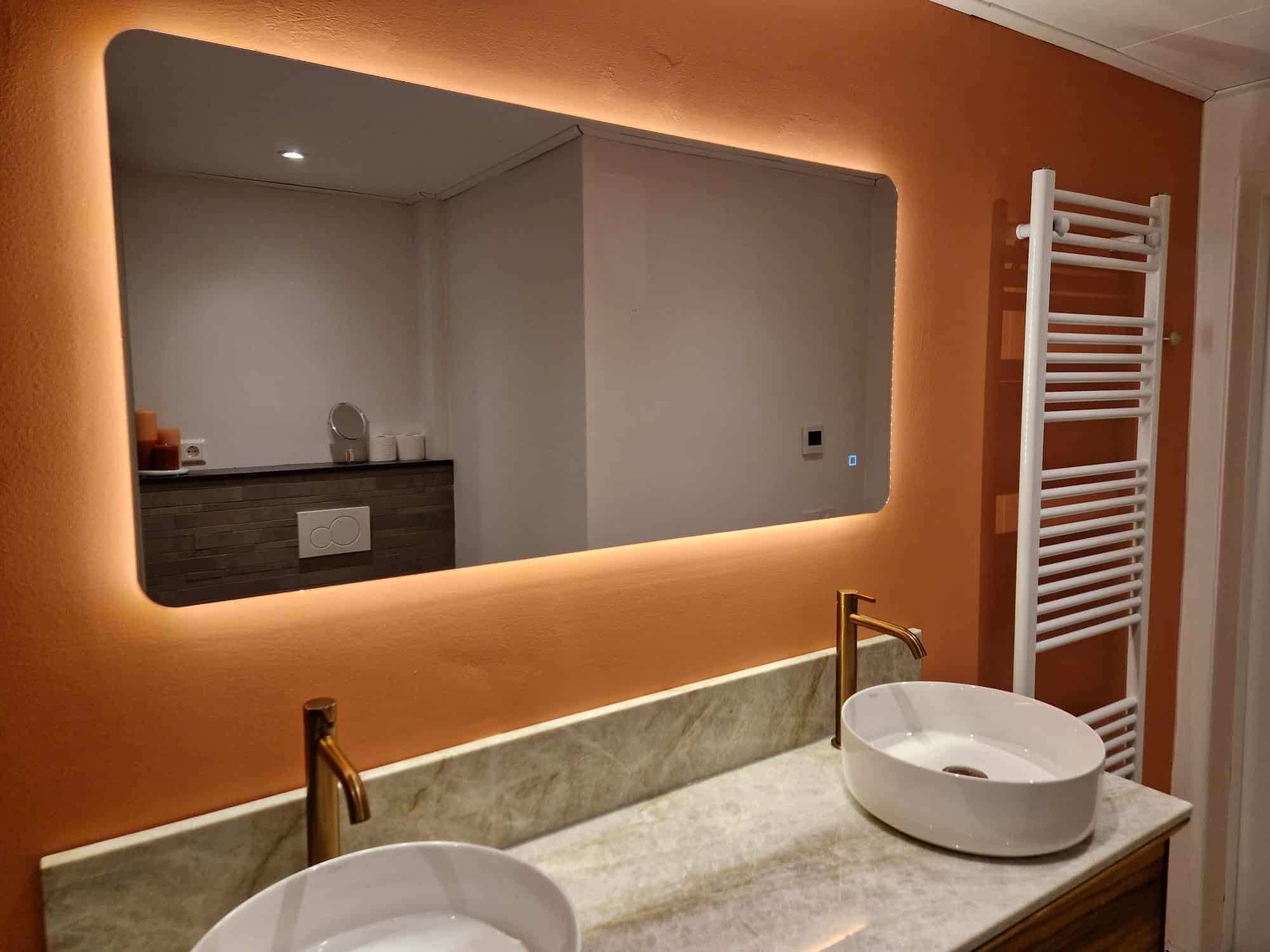 Badkamerspiegel Malaga 120 cm breed klant impressie (1)