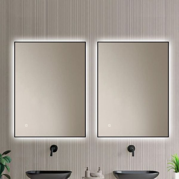 Badkamerspiegel Sorento 80×60, met zwarte lijst, verticaal 2 naast elkaar