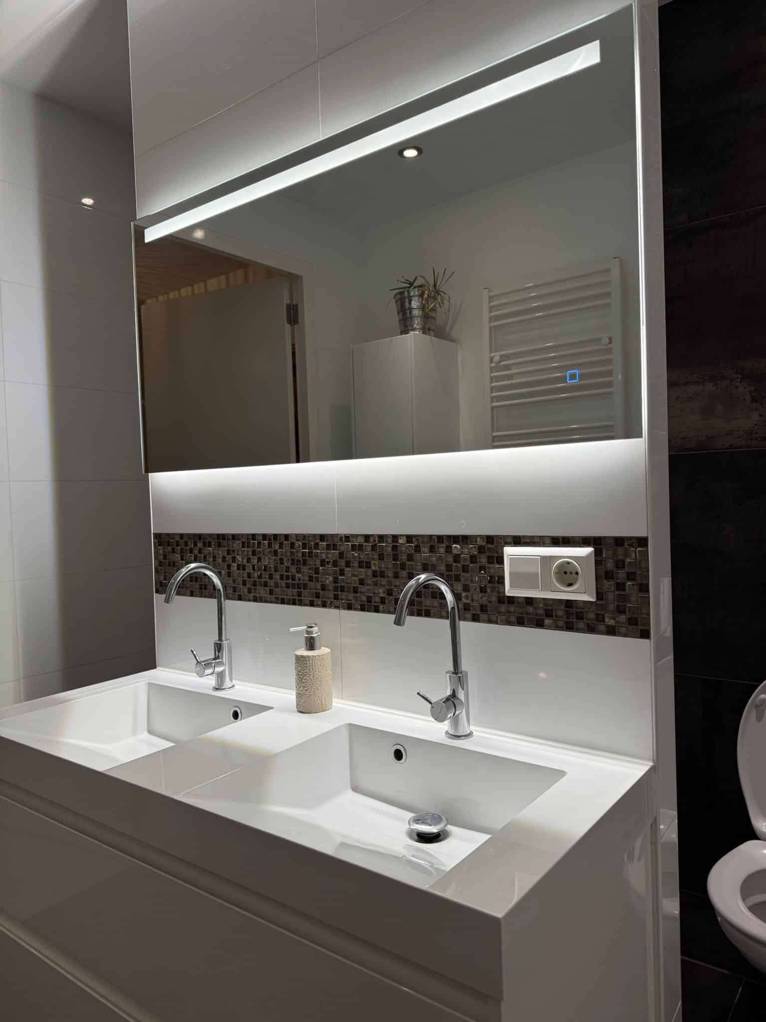 Badkamerspiegel ambi sfeer klant